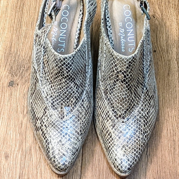 Coconuts by Matisse Snake Print Mules - Picture 1 of 5